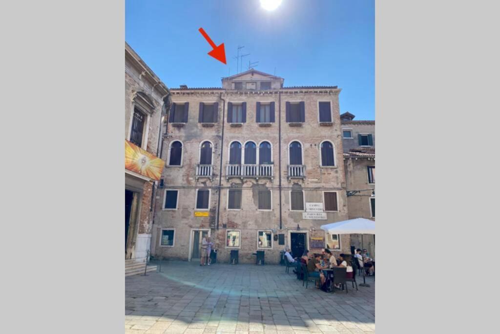 Ca' Silvestro Penthouse With Private Rooftop Apartamento