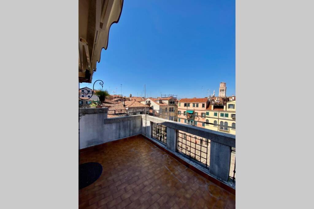 Apartamento Ca' Silvestro Penthouse With Private Rooftop *